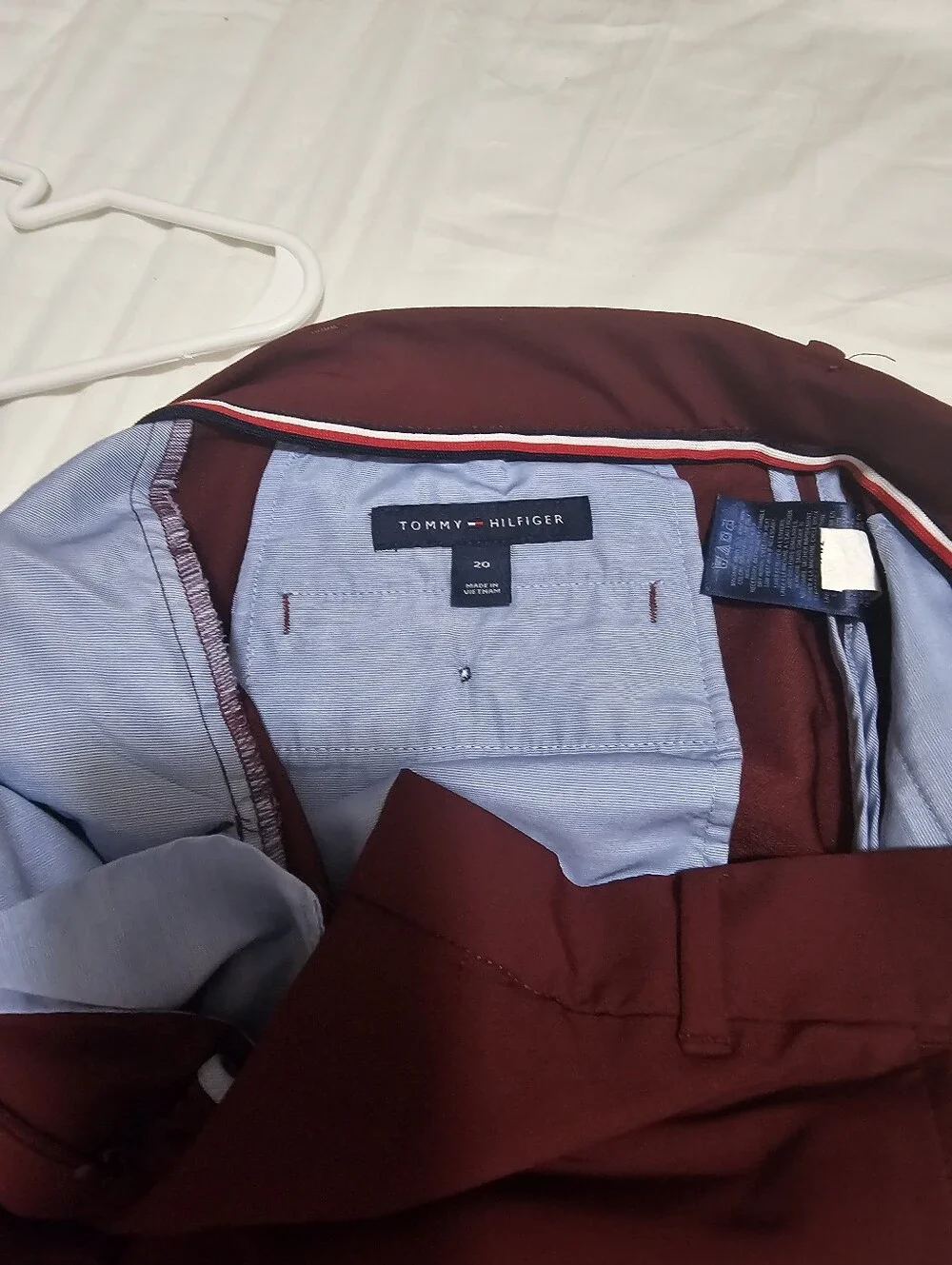 Tommy Hilfiger Men's Wine Dress Pants